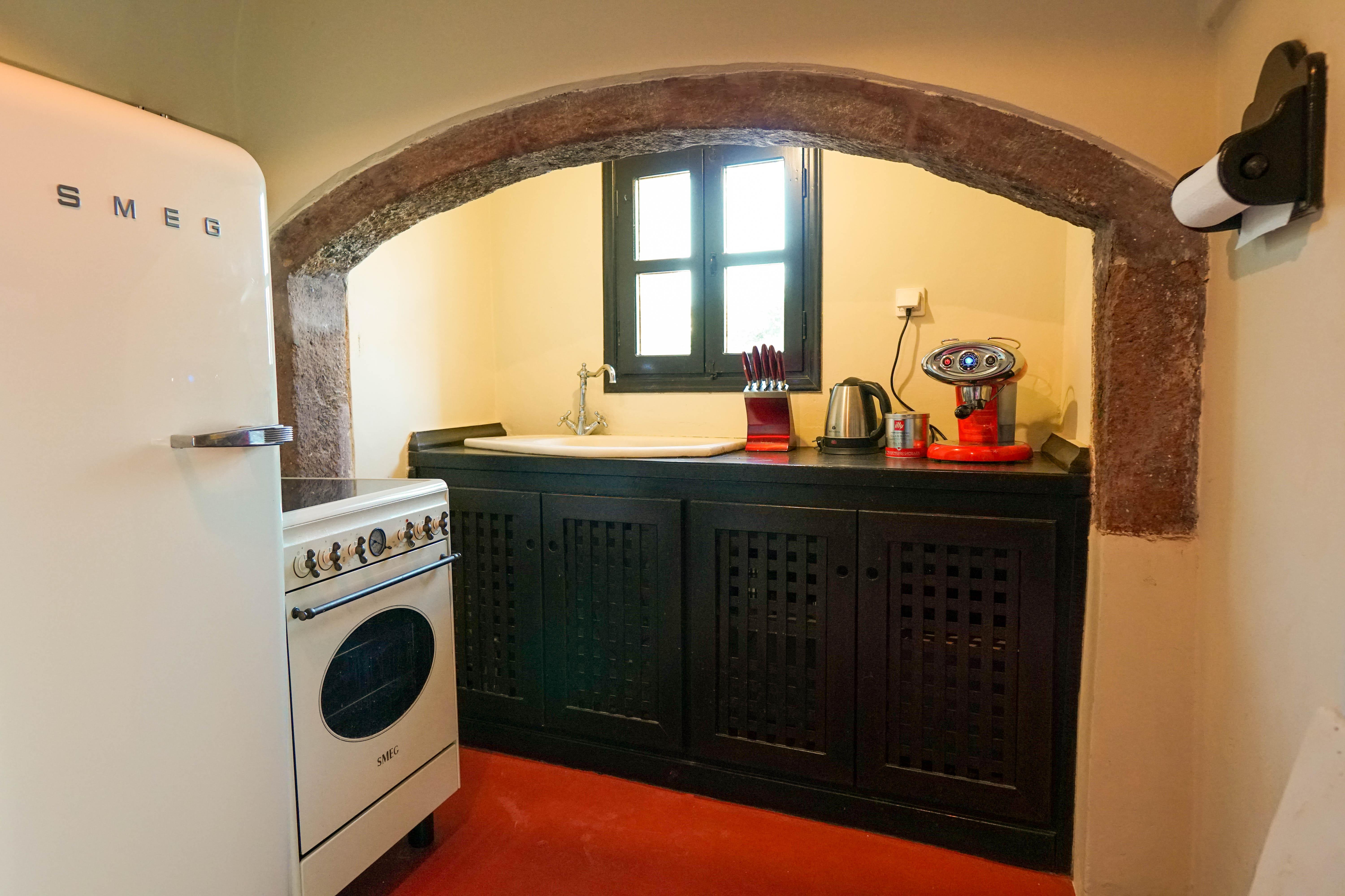 Ducato Wine 4* Megalochori (Santorini)