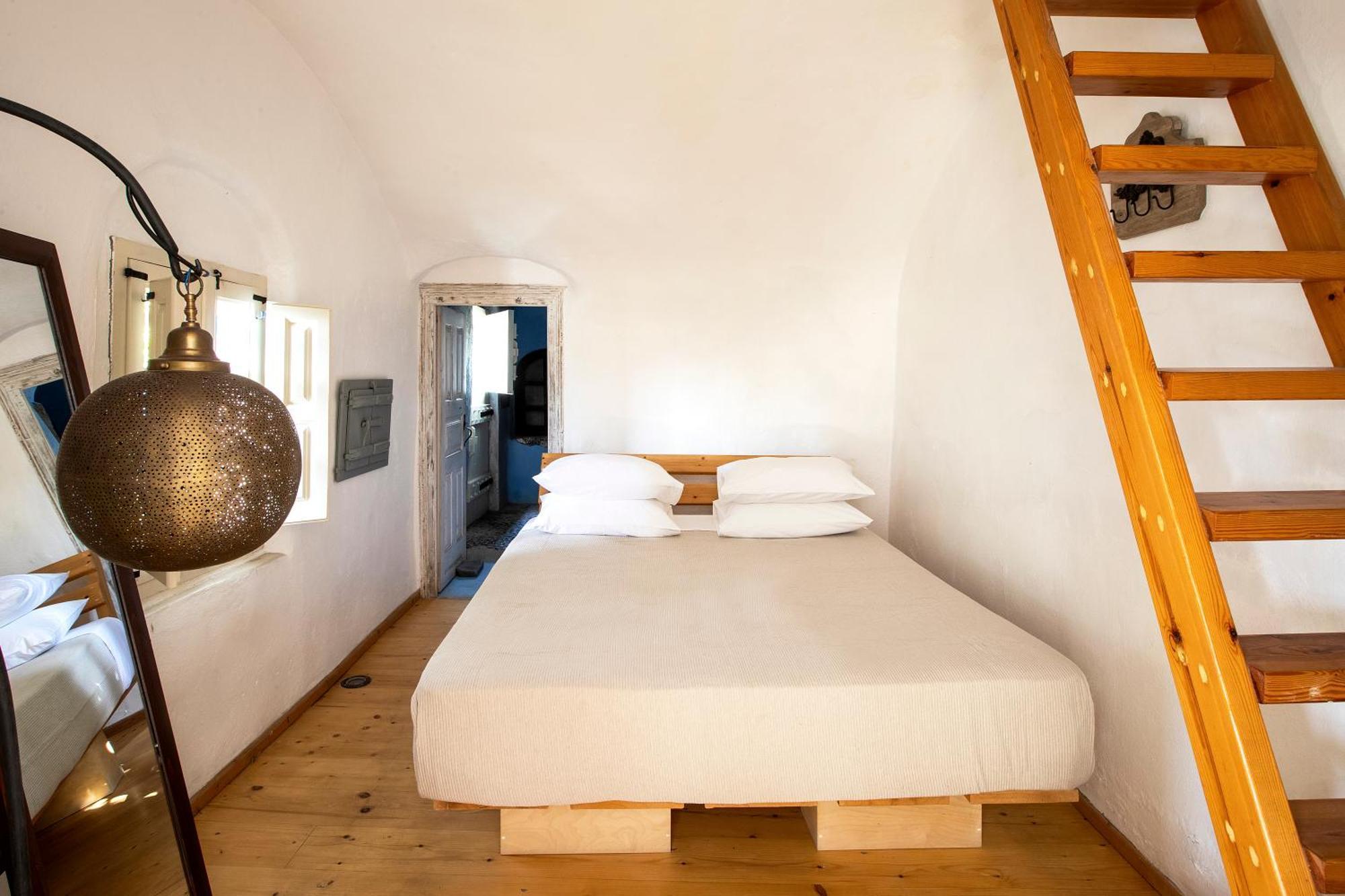 Resort Ducato Wine Megalochori (Santorini)