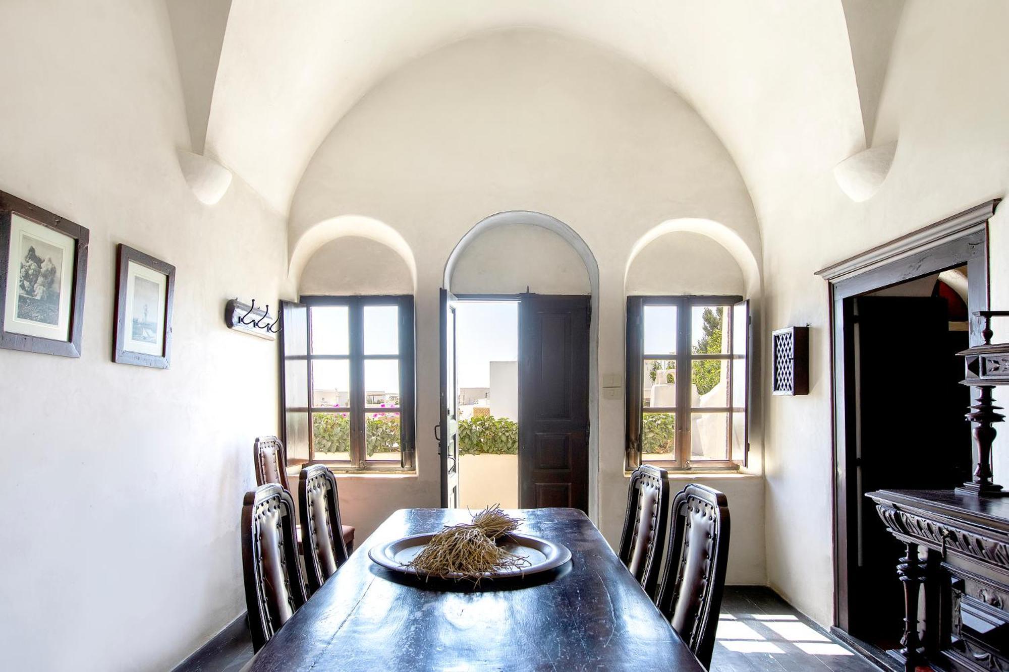 Ducato Wine Resort Megalochori (Santorini)